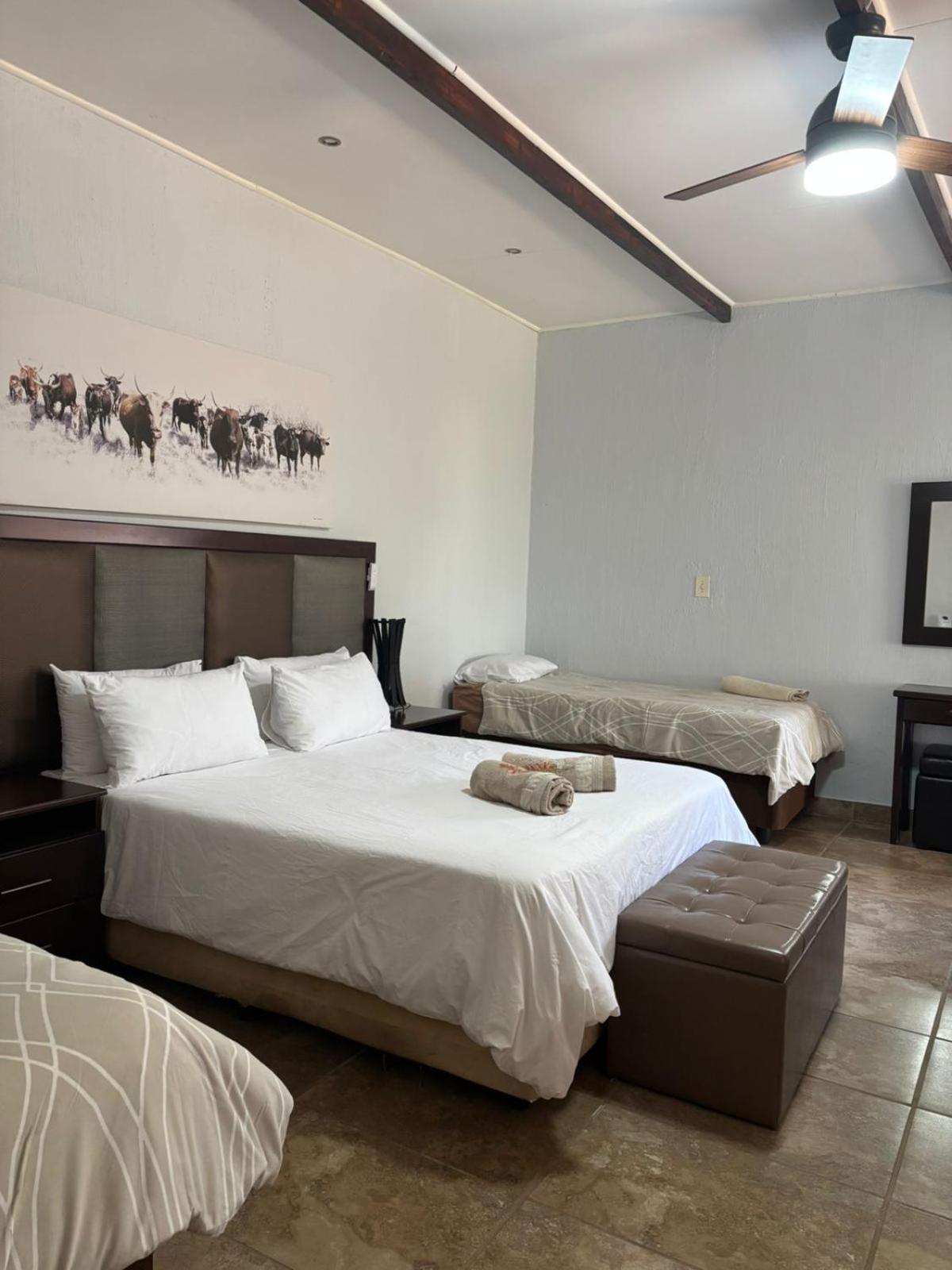 Katima Mountain View Lodge Hartbeespoort Exterior photo