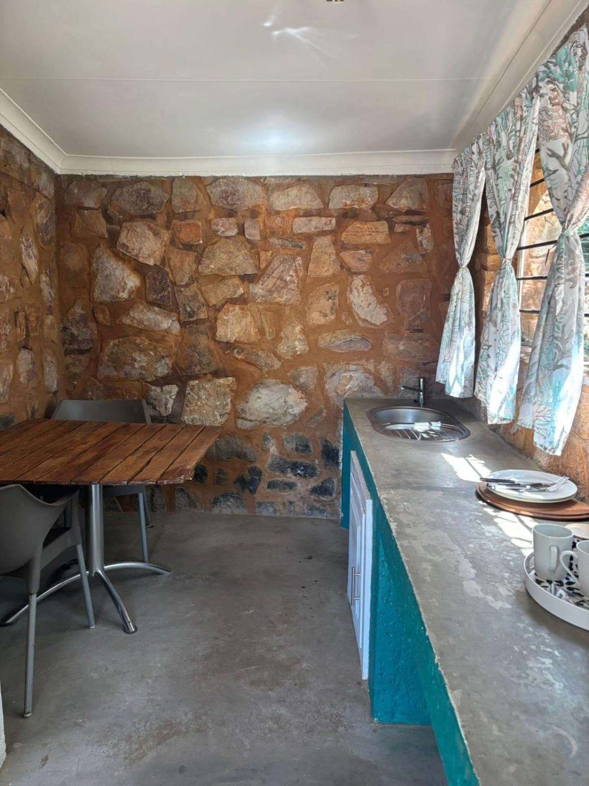 Katima Mountain View Lodge Hartbeespoort Room photo