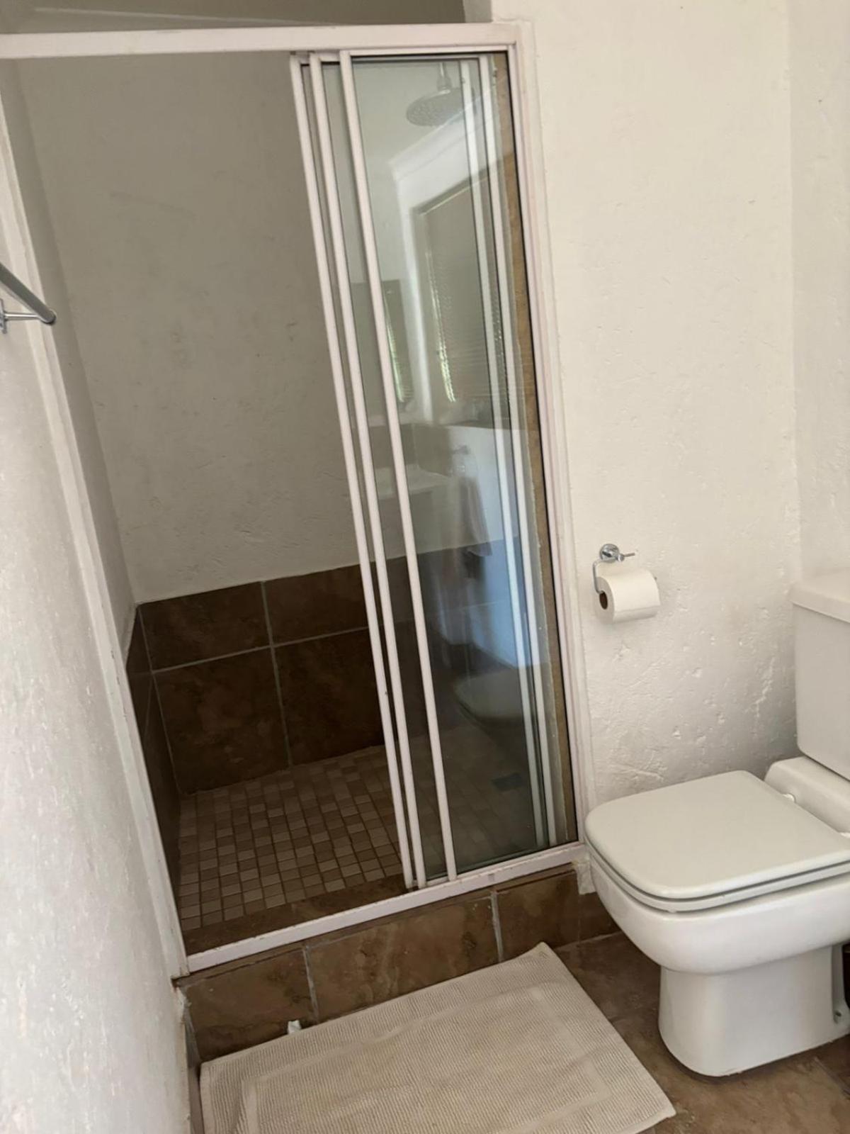 Katima Mountain View Lodge Hartbeespoort Room photo